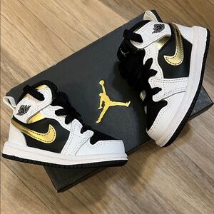 NEW! Nike Air Jordan 1 Mid (TD) 'White Gold' 640735-190 Infant Toddler Size 3C